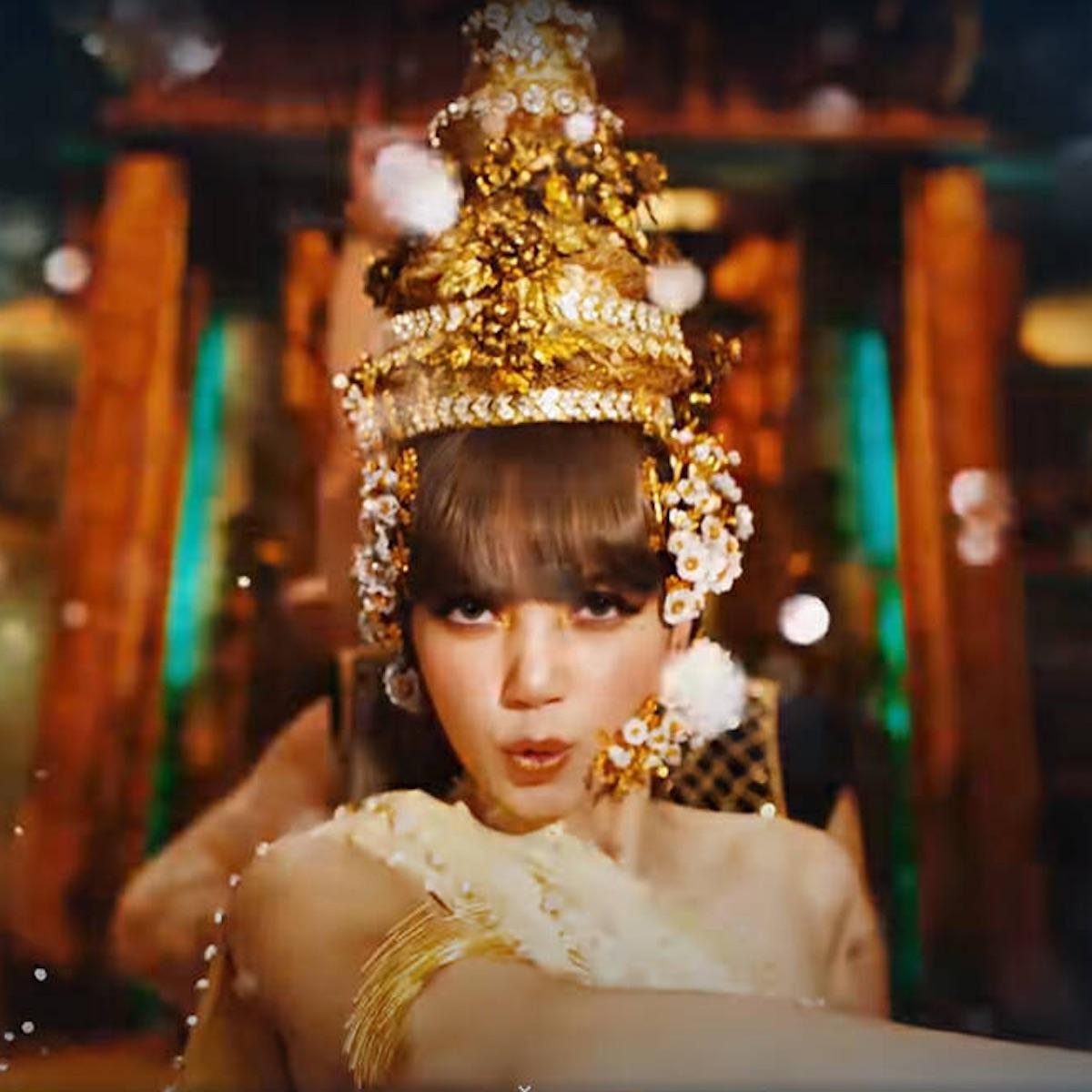 BLACKPINKリサについて!本名や年齢・身長は?彼氏はいるの?