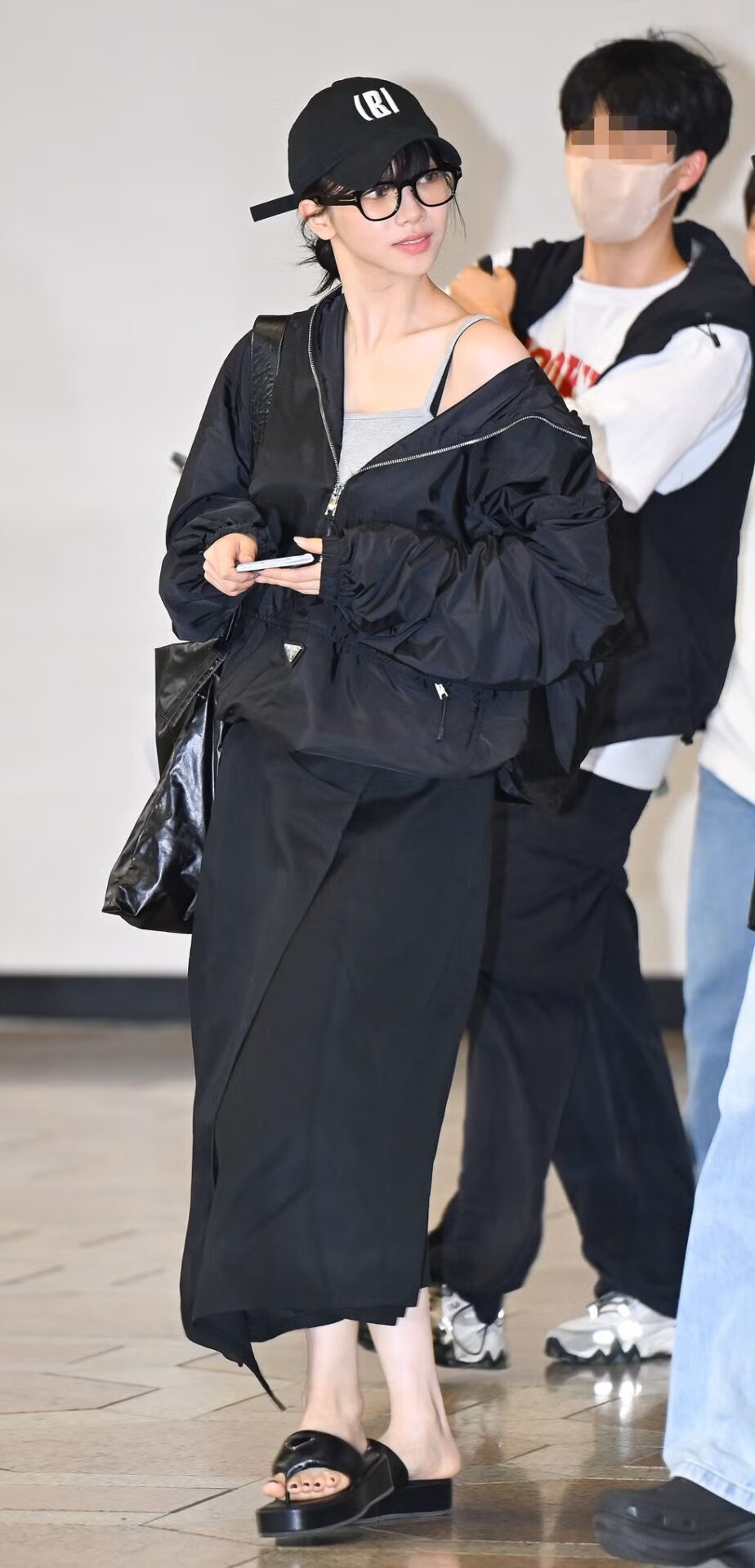 aespaカリナのファッションセンスにも注目！帽子やバッグなどそれぞれのブランドお教えします！