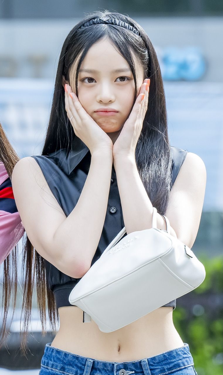 LE SSERAFIMウンチェとNew Jeansハニは似てる？平手友梨奈や今田美桜とも比べてみた！