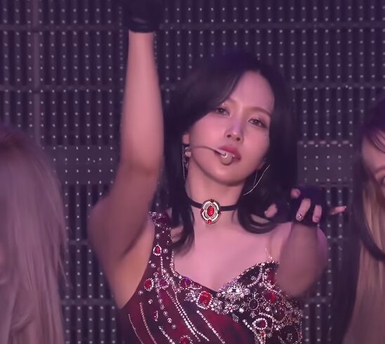 TWICEのミナが活動休止した本当の理由は？休止期間のエピソードに感動！