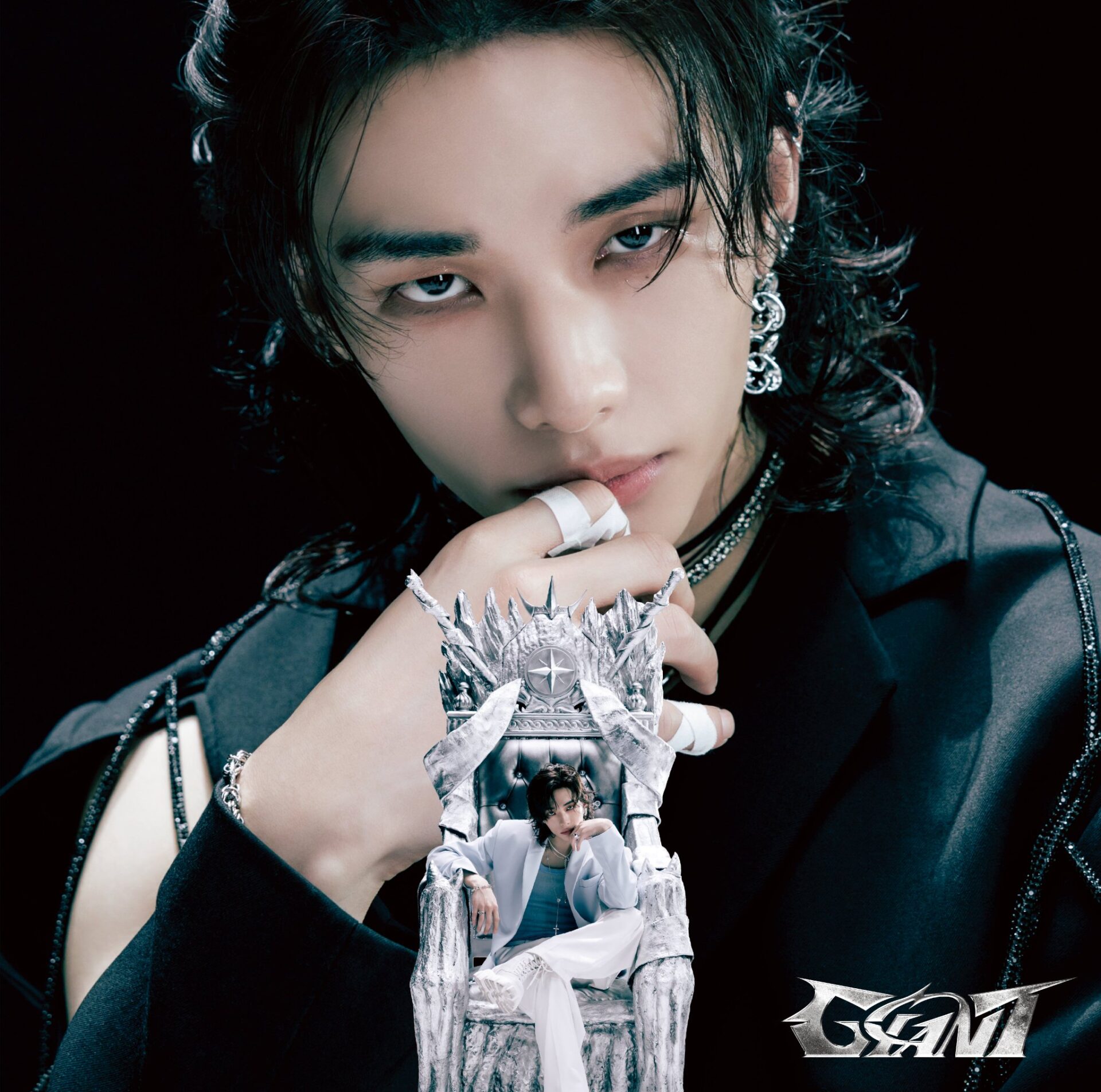 スキズ ヒョンジン フーディ（Stray Kids XMAS 憂 POPUP