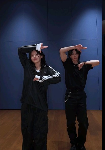 ITZYのイェジとスキズのヒョンジンの関係は？兄弟という噂を徹底検証！