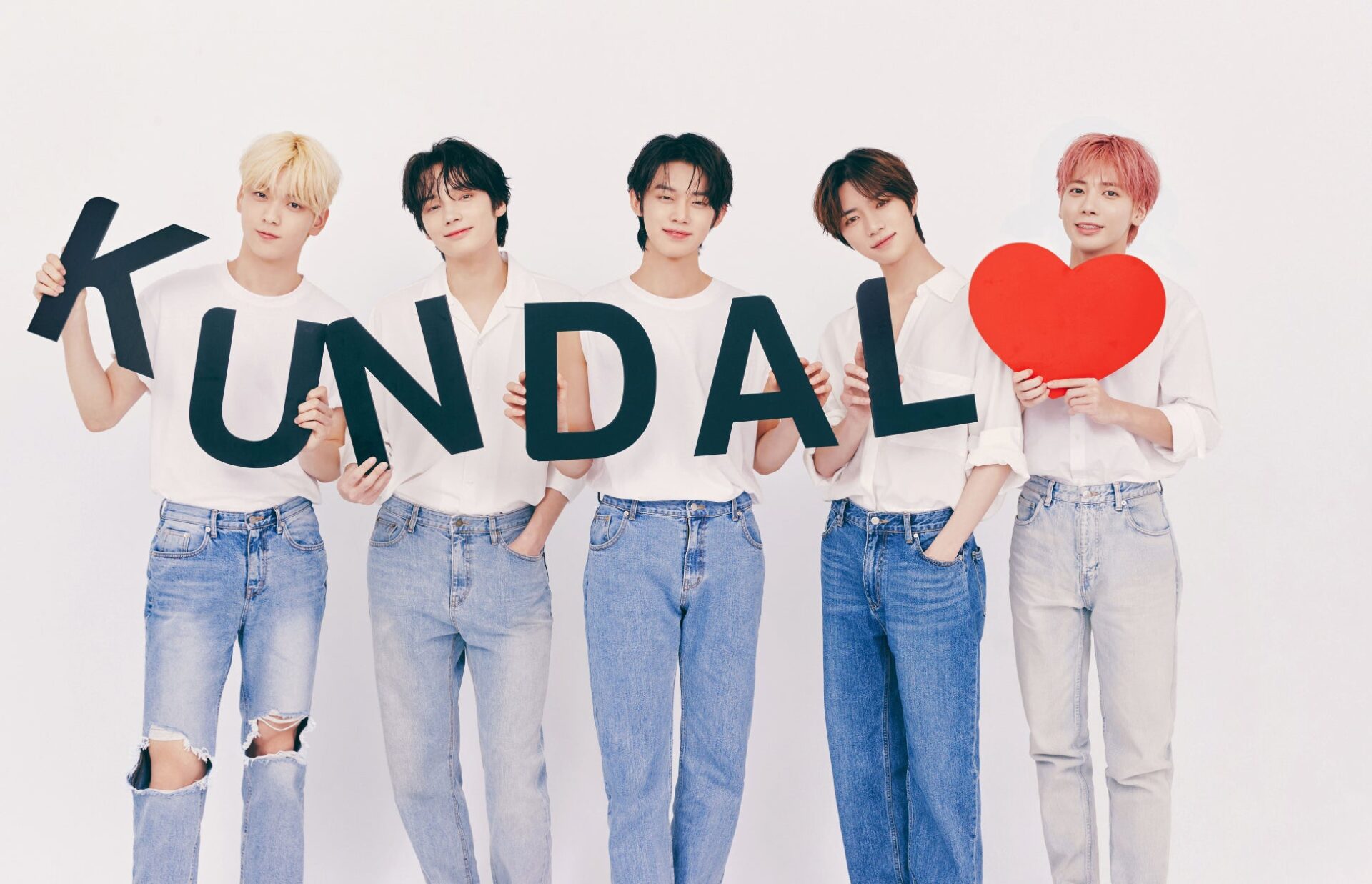 TOMORROW X TOGETHER(TXT)のヨンジュンがモンクレールのアンバサダーに！どこの国のブランド？