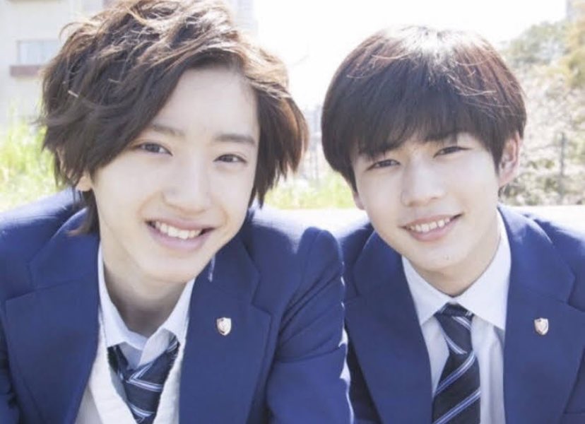 なにわ男子長尾謙杜が通っていた学校はどこ？高校で道枝と同級生だったって本当なの？