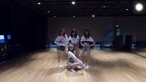 BLACKPINKの活動終了や解散の噂について!理由は何?