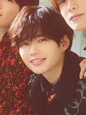 なにわ男子長尾謙杜が通っていた学校はどこ？高校で道枝と同級生だったって本当なの？