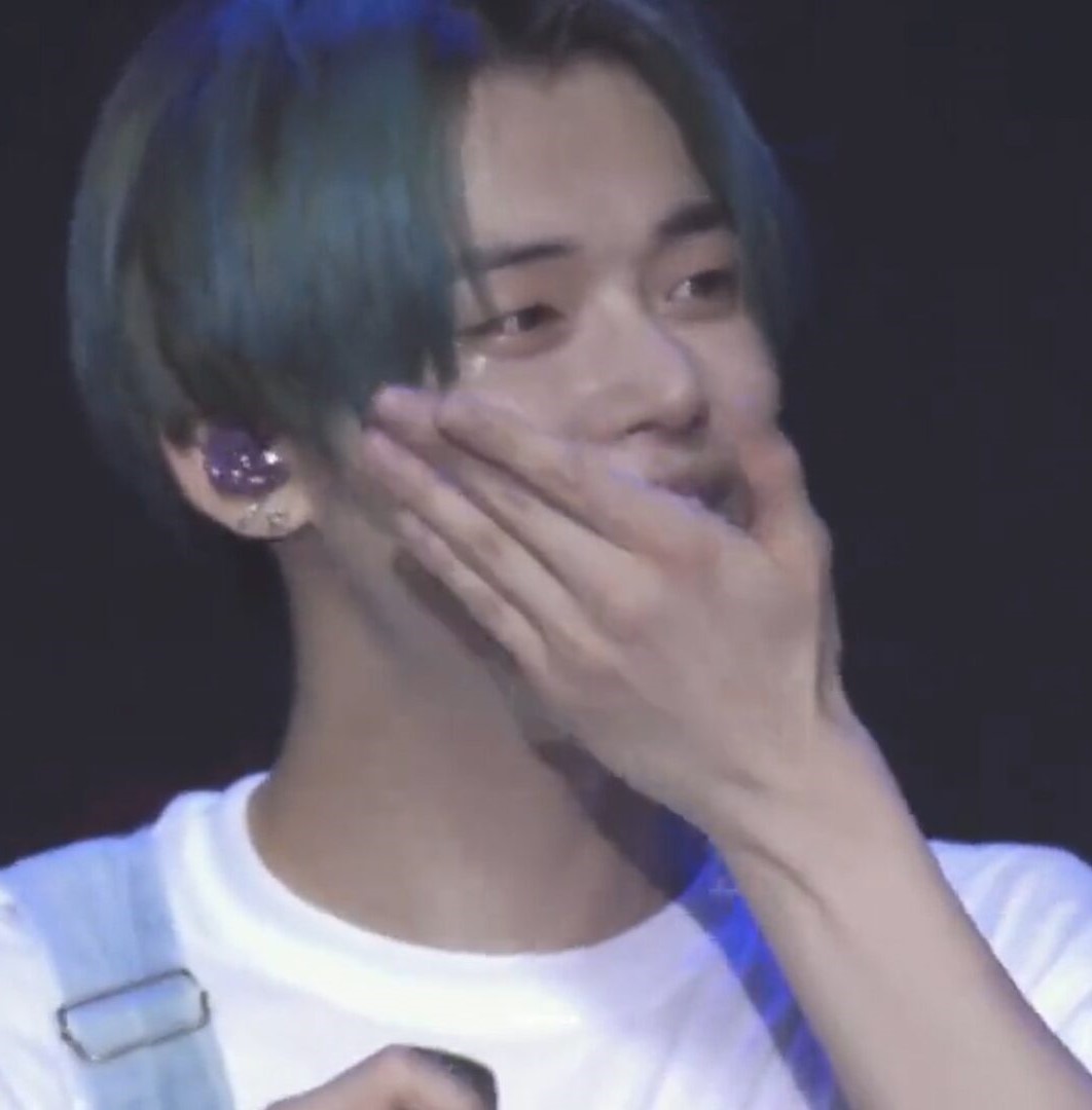 TOMORROW X TOGETHER(TXT)の最年長はヨンジュンで今何歳？グループ内では兄的存在！