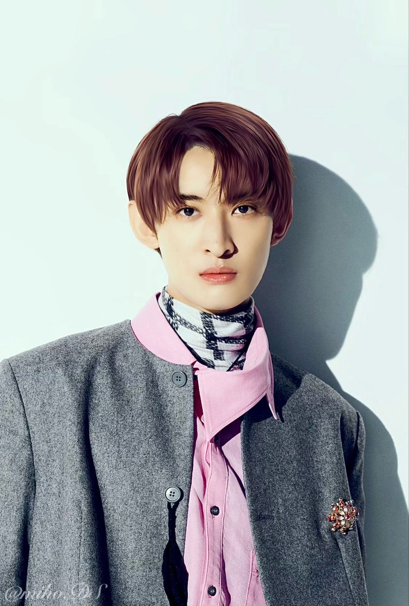 Snow Manの向井康二ヘアカタログ！マッシュやウルフくせ毛もポイント！