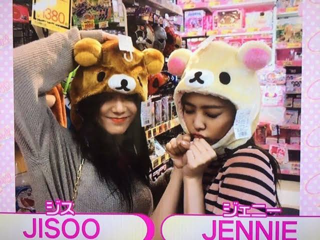 BLACKPINKのジェニーが大阪のピザ店に出没！？日本で大量買いしたものとは？