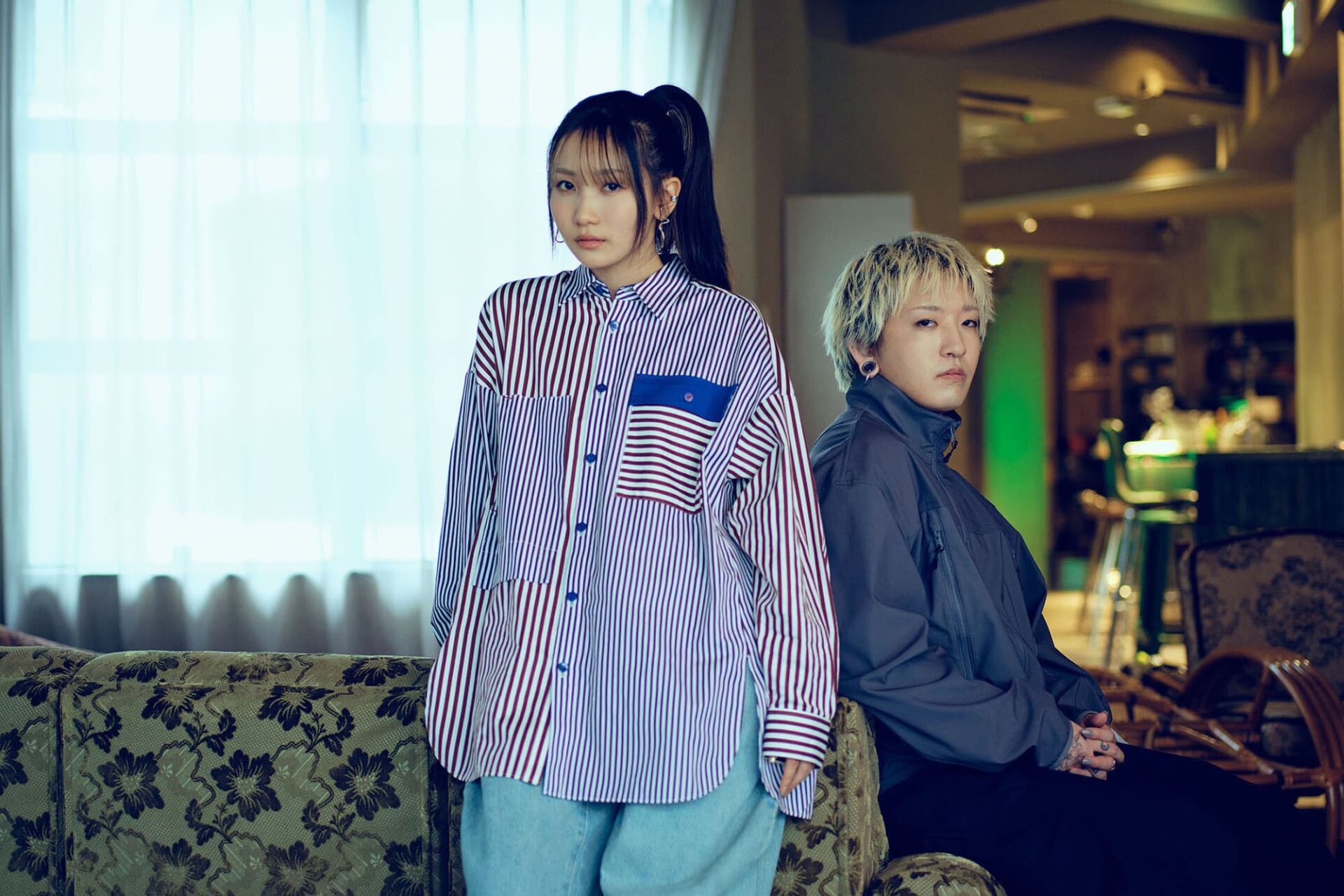 YOASOBIの夜に駆けるの歌詞や解釈について!英語バージョンもある?