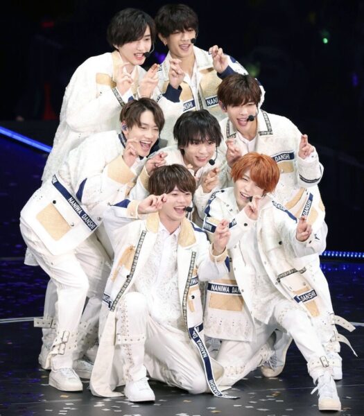 ♡ちいか♡ページ 長尾謙杜くん ライブ衣装 長尾くんの衣装プロデュースの思いと『装苑』レポ | さくら色に