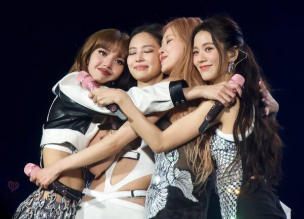 BLACKPINKがグループ活動再開へ！2025年はアルバムやツアーの計画も！？