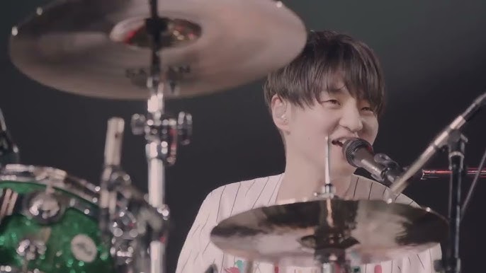 Official髭男dismの藤原聡の下積時代の銀行員とバンドの両立がつら過ぎた！
