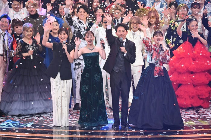 YOASOBIが今年の紅白歌合戦に落選！原因はAyaseのタトゥー？