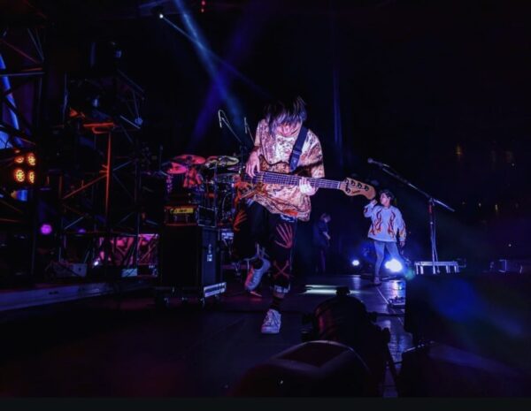 ONE OK ROCK(ワンオク)Ryotaのお嫁さんは歌手アヴリルの関係者!?子供が何人いるかも調べてみた!