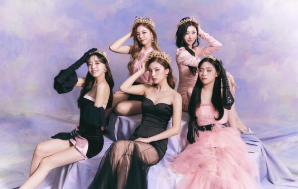 ITZY(イッチ)チェリョンのウエストの細さにびっくり！食事が細くてプリングルスも全部は食べられない！？