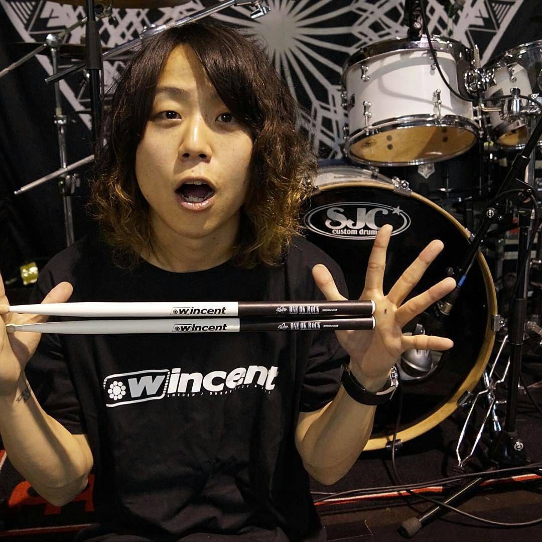 ONE OK ROCK(ワンオク)Tomoyaの学歴まとめ！通っていた高校は加古川にあった？