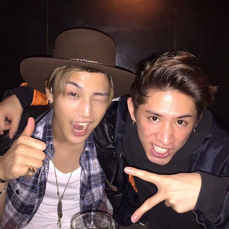 ONE OK ROCK(ワンオク)Takaの交友関係にビックリ！佐藤健に岩田剛典などとの繋がりは？