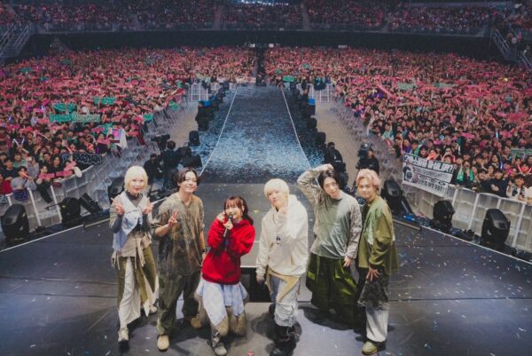 YOASOBIの台北市の台北アリーナでアジアツアー2デイズ、抽選参加60万人！！