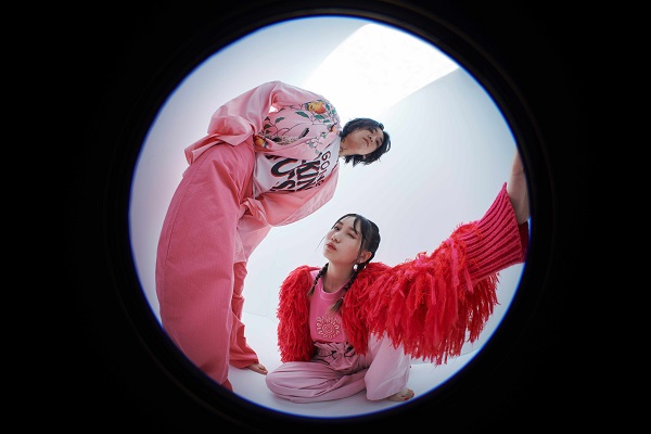 YOASOBIの台北市の台北アリーナでアジアツアー2デイズ、抽選参加60万人！！