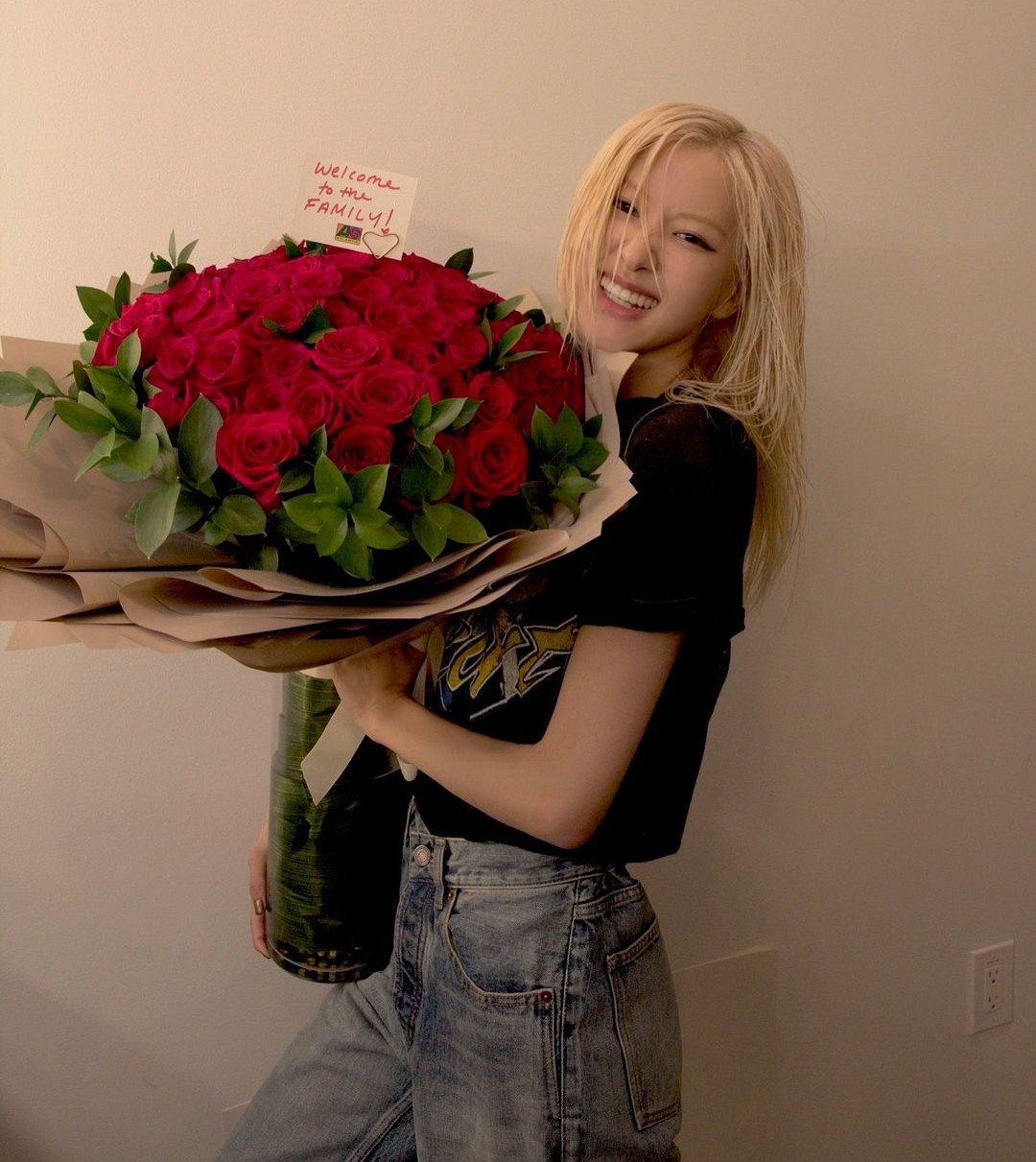 BLACKPINKのロゼがブルーノ・マーズとコラボ!MAMA2024に出演もパフォーマンスなしの真相とは?