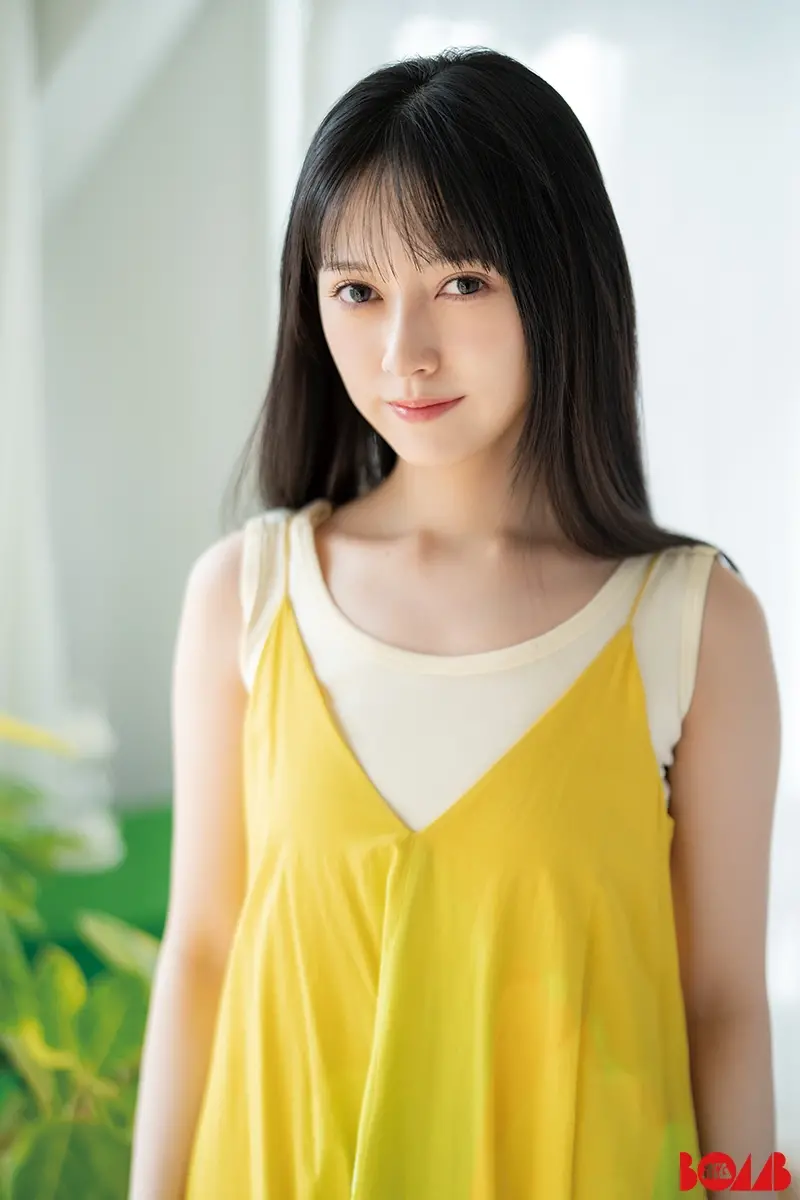 乃木坂46の池田瑛紗が「ボム」の創刊46周年記念号の表紙に登場！裏表紙は岡本姫奈！