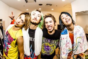 ONE OK ROCK(ワンオク)Toruの結婚相手は大政絢!その馴れ初めが気になる!