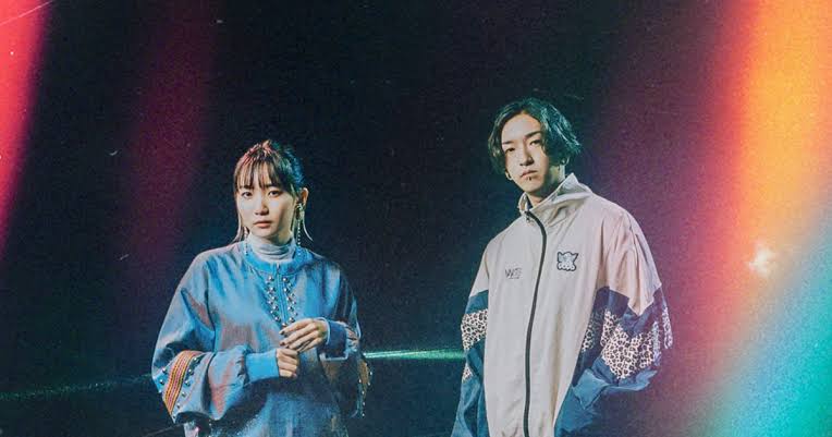 YOASOBIのライブについて!セトリやグッズについても紹介!