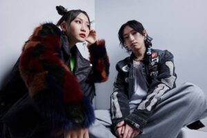 YOASOBIのライブについて!セトリやグッズについても紹介!
