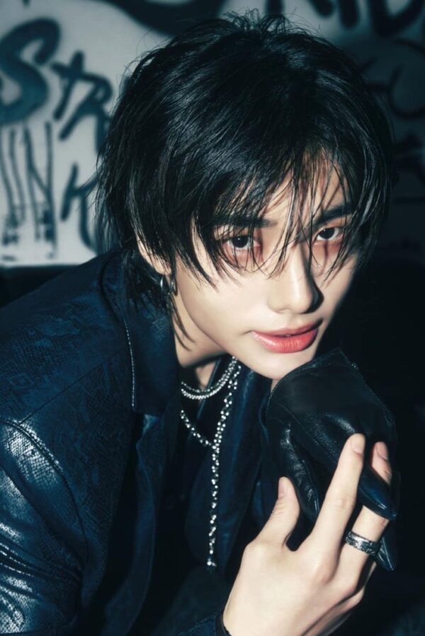 Stray Kids(スキズ)のヒョンジンは身長伸びた？昔と最新画像で実際に比較！