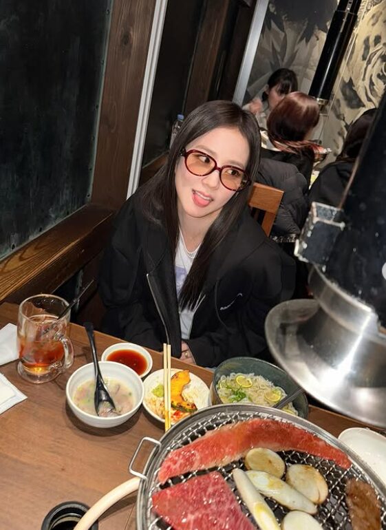 BLACKPINKのジスがドンキに降臨!?日本滞在満喫の真相に迫る!