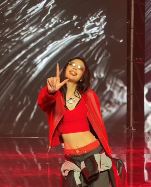 BLACKPINKのジェニーがK-POP女性アイドルランキングで堂々の1位に！ファンの反応は？