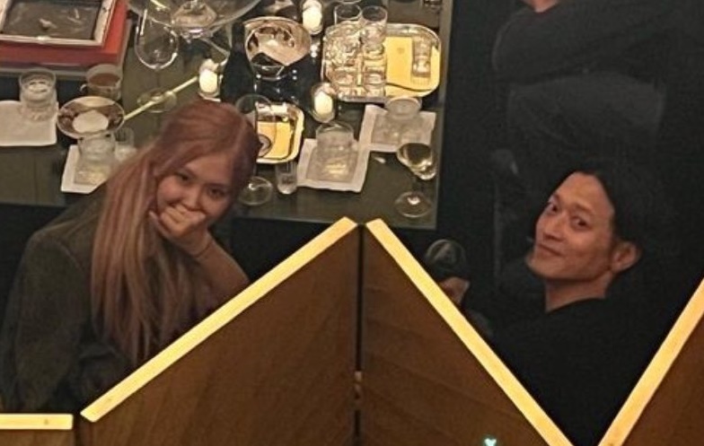 BLACKPINKのロゼと熱愛浮上した男性歌手は誰?ロゼ本人が語った真相とは?