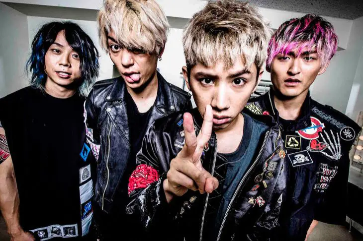 ONE OK ROCK(ワンオク)がバンド結成20周年を記念してアルバム全11作品をアナログレコードBOX化！気になるジャケットや価格は？