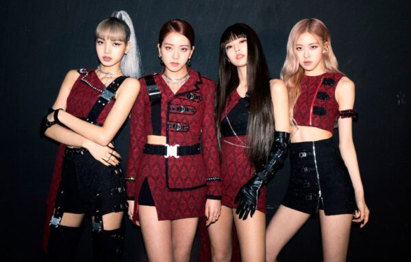 BLACKPINKのリサのルイ・ヴィトンの衣装が物議？どんな理由で？