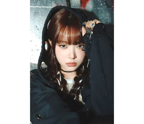 LE SSERAFIM DIFFERENT OC盤 NY盤 コンプリート Amazon.co.jp: DIFFERENT(通常盤・初回プレス): ミュージック