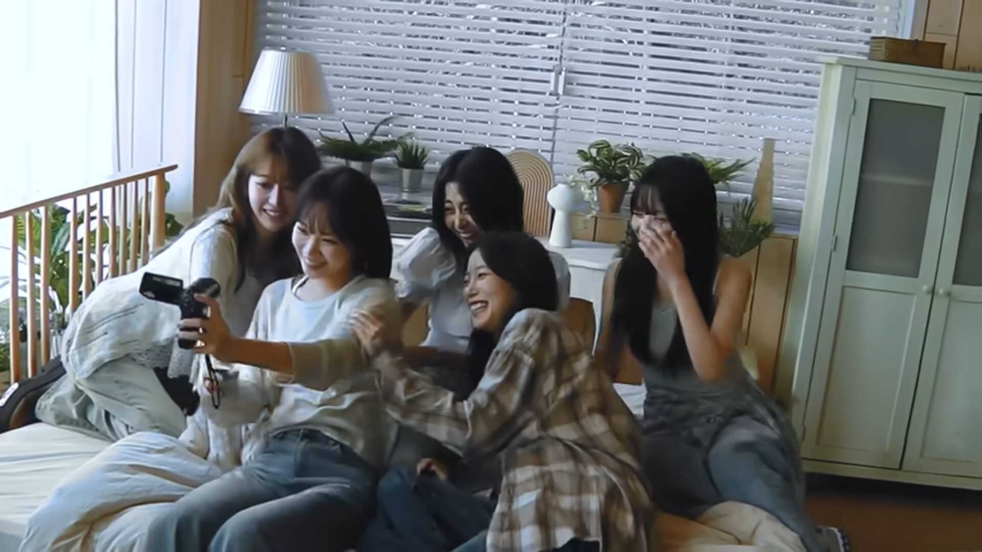 LE SSERAFIMのデビュー3周年コンテンツが公開!その内容はやファンの反応は?