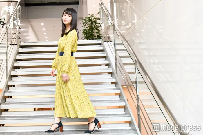 元櫻坂46の長濱ねるが８年ぶりの写真集発売！８年前と比べてみた。