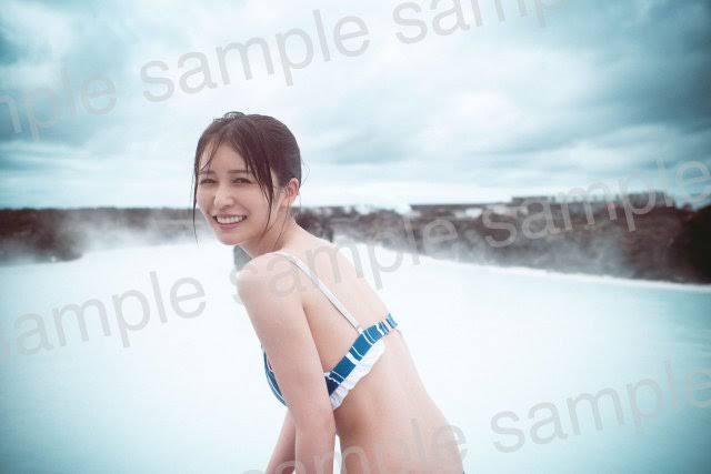 元櫻坂46の長濱ねるが８年ぶりの写真集発売！８年前と比べてみた。