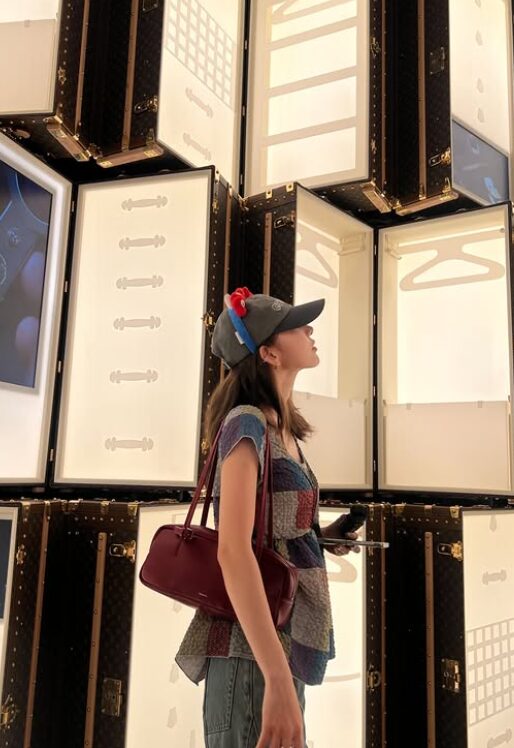 LE SSERAFIMのサクラが大阪万博に降臨！Instagramを見たファンの反応は？