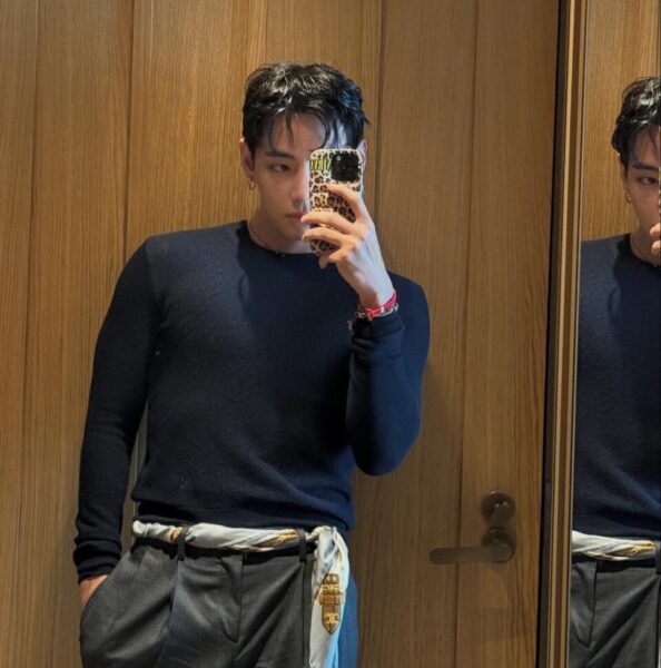 BTS(防弾少年団)のVがパリでの近況を報告、ファンの反応は？