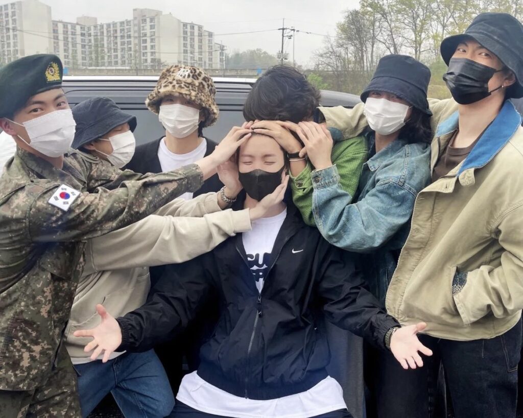 SEVENTEEN(セブチ)のHOSHIとWOOZIが兵役義務を履行へ！ファンの反応は？