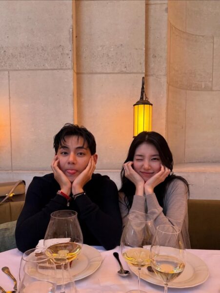 BTS(防弾少年団)のVがパリでの近況を報告、ファンの反応は？