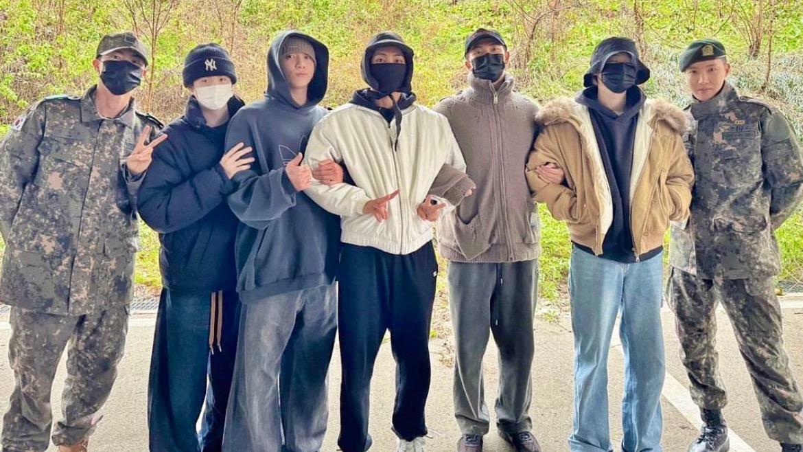 BTS(防弾少年団)のメンバー4人が兵役終えて除隊!完全体カムバックにファンの反応は?