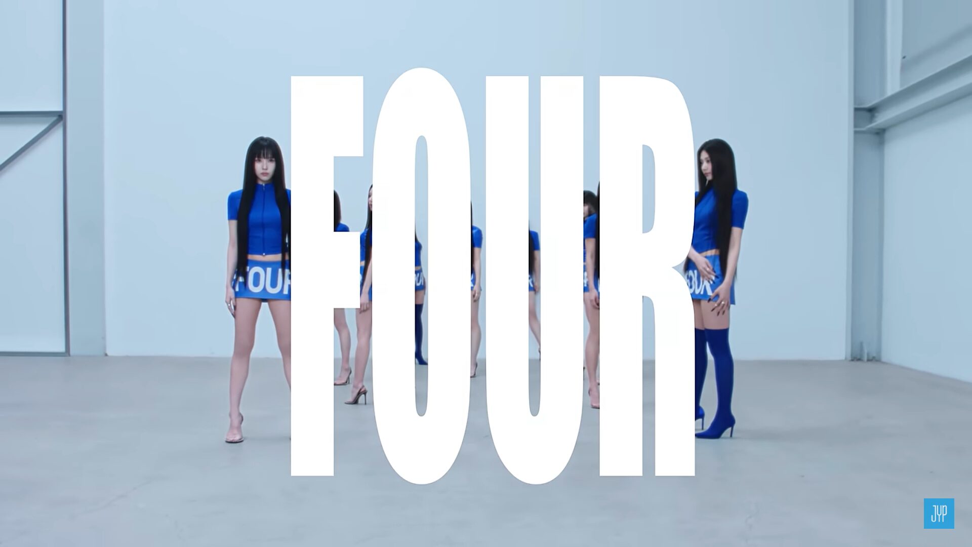 TWICEがアルバムタイトル曲のMVを公開！どんな内容？