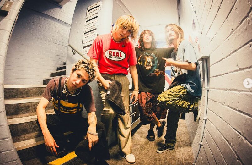 ONE OK ROCK(ワンオク)のRyotaがアヴリル・ラヴィーンの妹との離婚を報告!