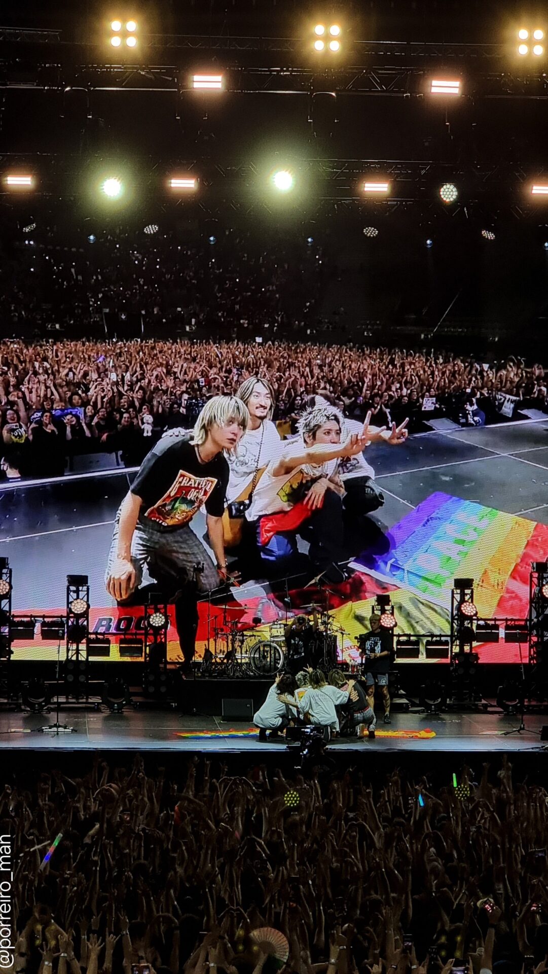 ONE OK ROCK(ワンオク)のTAKAがスペイン・マドリード空港でトラブルに?何があった?