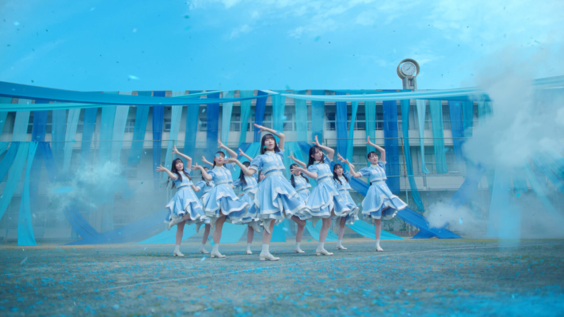 日向坂46のオフィシャルサイトで「五期生のぽかぽか写真館」が公開！ファンの反応は？