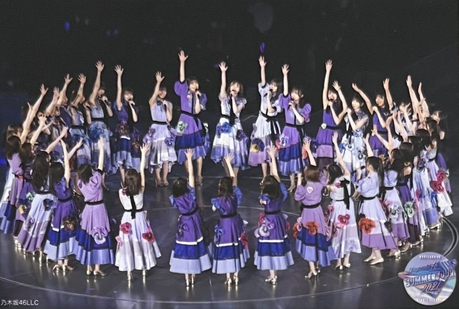 乃木坂46の円陣のはじまりは？拍手の回数にも秘密があった！？