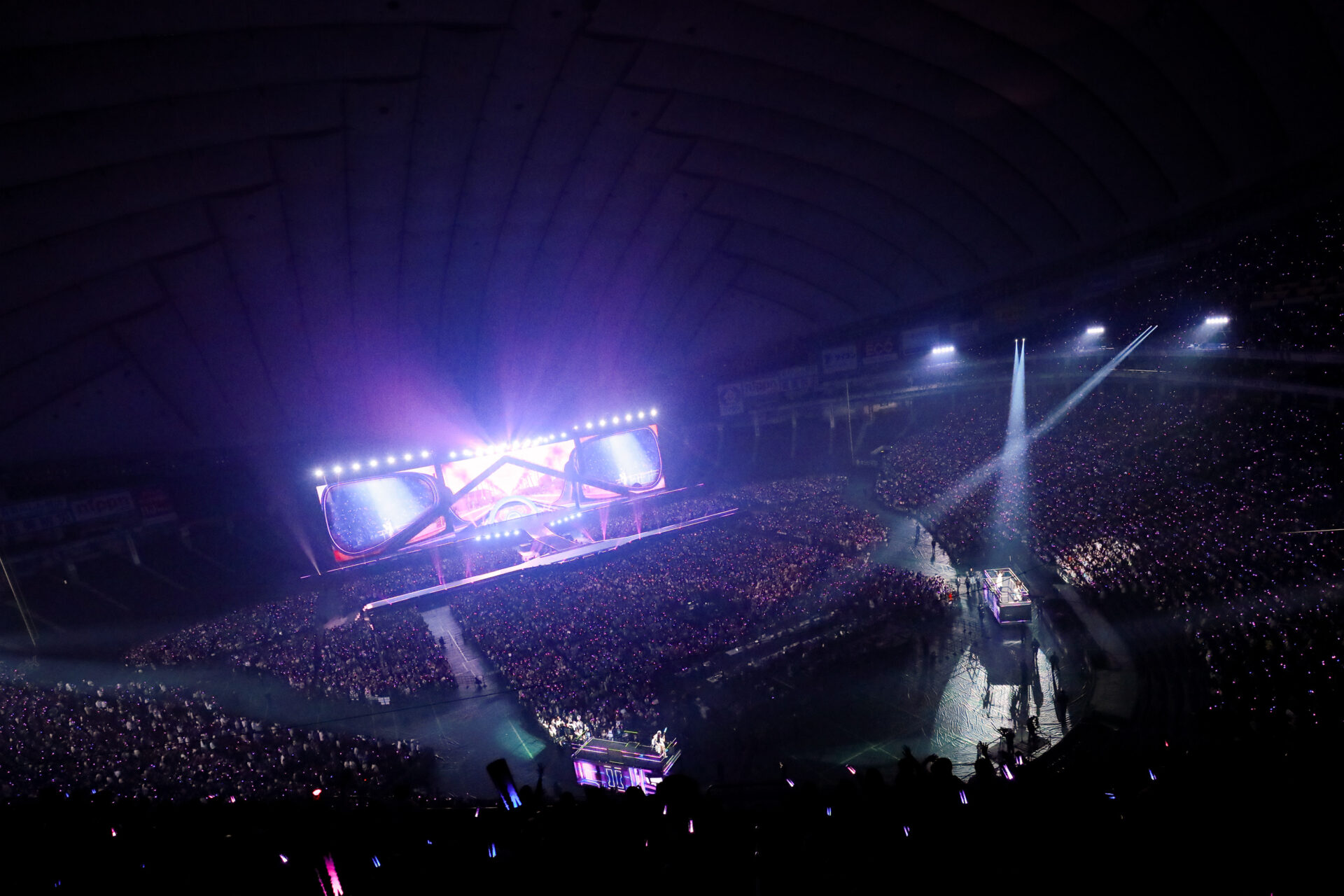 LE SSERAFIMが東京ドーム2DAYSで８万人を動員！ファンの反応は？